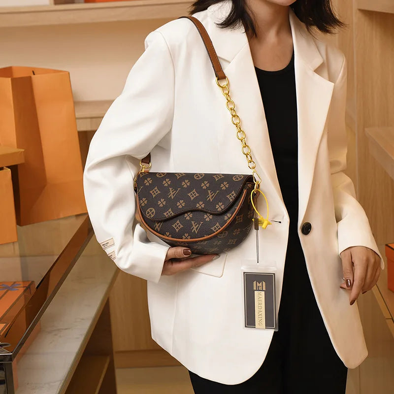 Fashion Women'S Saddle Bag Elegant Ladies Top Handbag Large Capacity