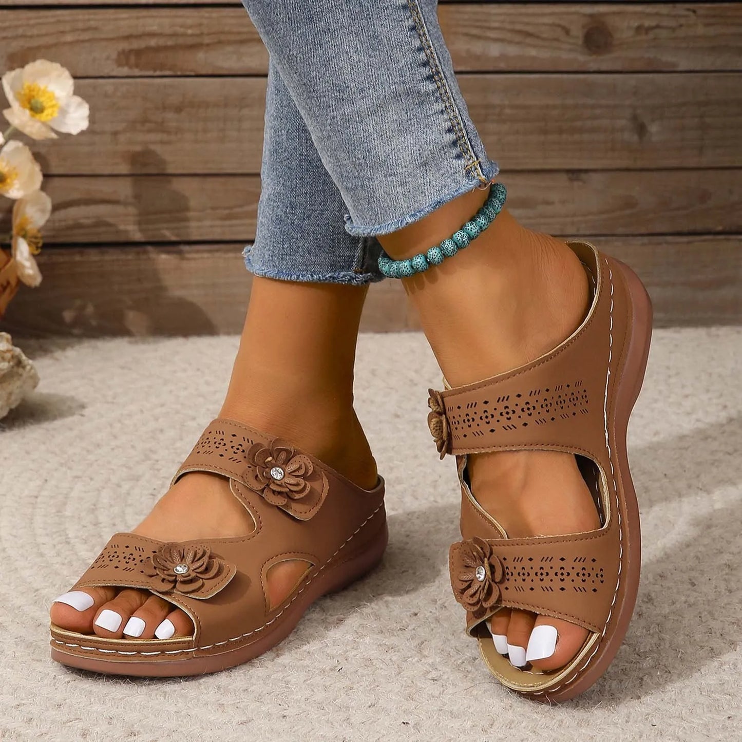 Ladies Summer Fashion Sandals Solid Color Hollow Hook Loop Casual