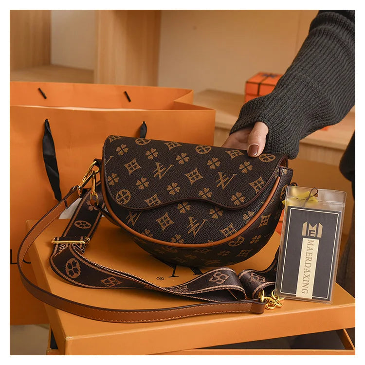 Fashion Women'S Saddle Bag Elegant Ladies Top Handbag Large Capacity
