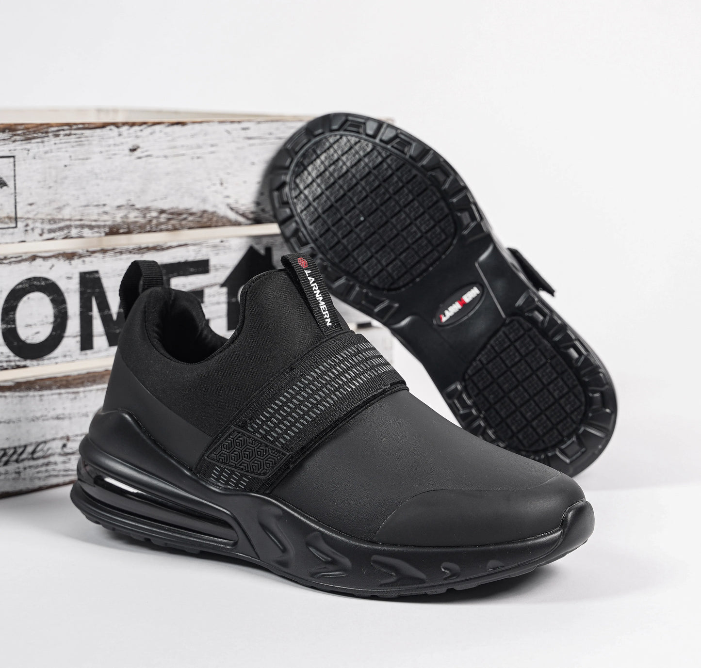LARNMERN Waterproof Chef Shoes for Men SRC Slip Resistant Restaurant