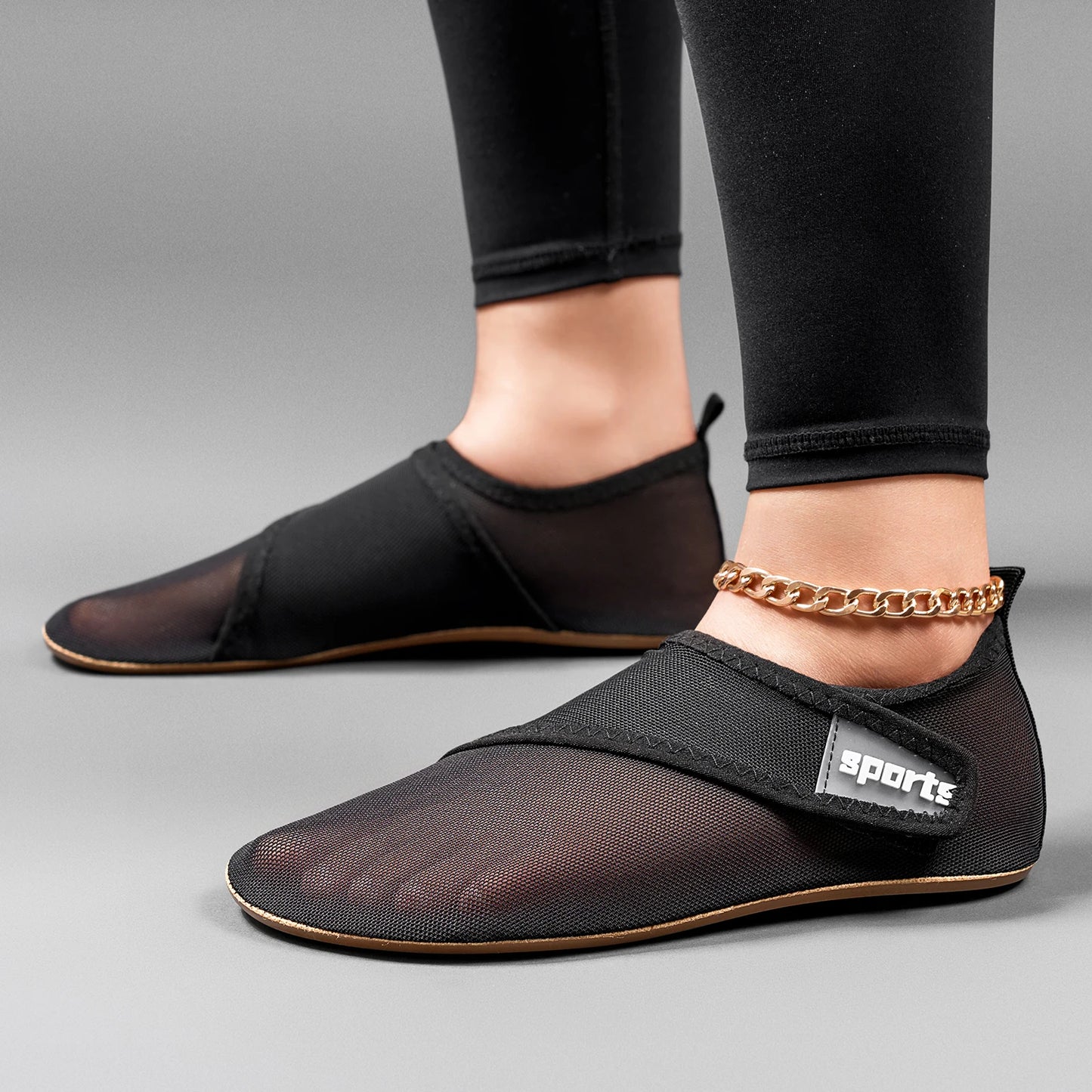 Men Walking Shoes Casual Breathable Slip On Sneakers Man Outdoor Soft Lightweight Black