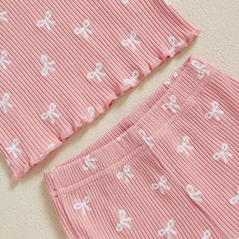 Adorable Infant Girl Ruffle Sleeve Shirt and Shorts Set with Bow