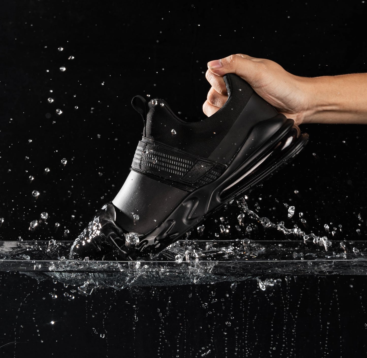 LARNMERN Waterproof Chef Shoes for Men SRC Slip Resistant Restaurant