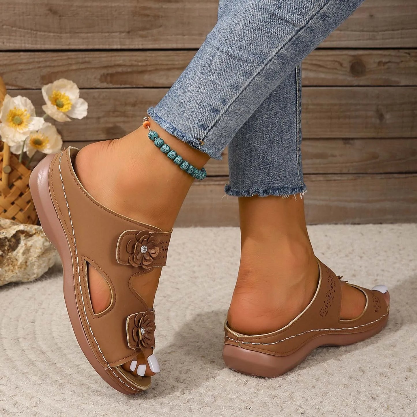 Ladies Summer Fashion Sandals Solid Color Hollow Hook Loop Casual